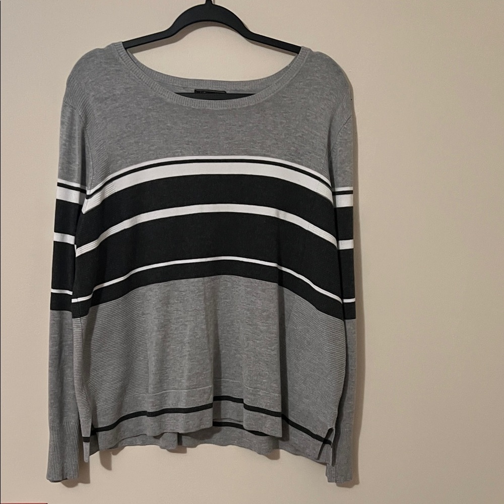 Chic Gray and Black Striped Women's Sweater
